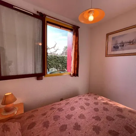 2 Pieces Avec Terrasse, Parking, Proche Et Centre - Fr-1-225d-179 Saint-Cyprien (Pyrenees-Orientales)