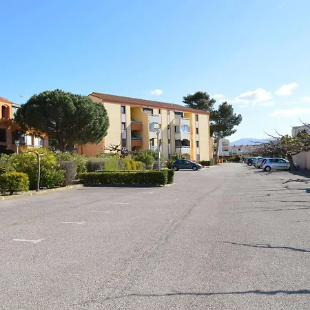2 Pieces Avec Terrasse, Parking, Proche Et Centre - Fr-1-225d-179