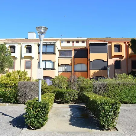 2 Pieces Avec Terrasse, Parking, Proche Et Centre - Fr-1-225d-179